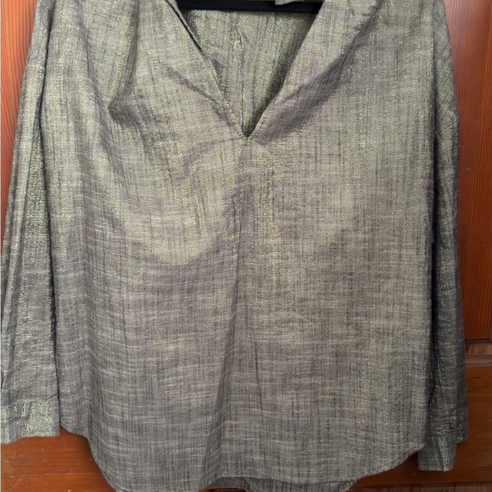 Chic Women's Metallic Blouse